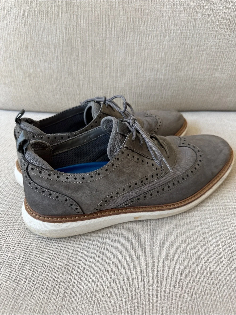 Clarks‎ Gray Suede Wingtip Oxford Sneakers